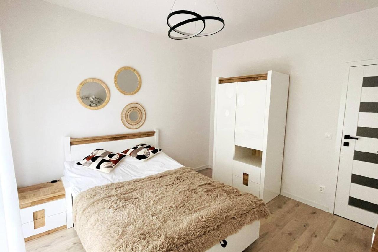 Apartment Malborska 29 *